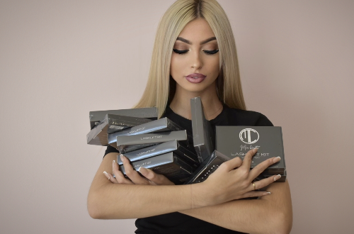 Mia Beauty (extensions de cils  Onglerie  blanchiment  Microneedling)