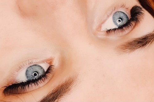 Sara la beauté du regard