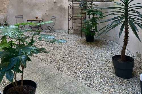 Le petit Patio  Institut de beauté place Pey Berland