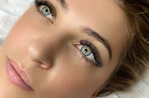 Kelly Blondie beauty  Extensions de cils