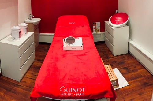 Institut de Beauté (Soins Guinot)